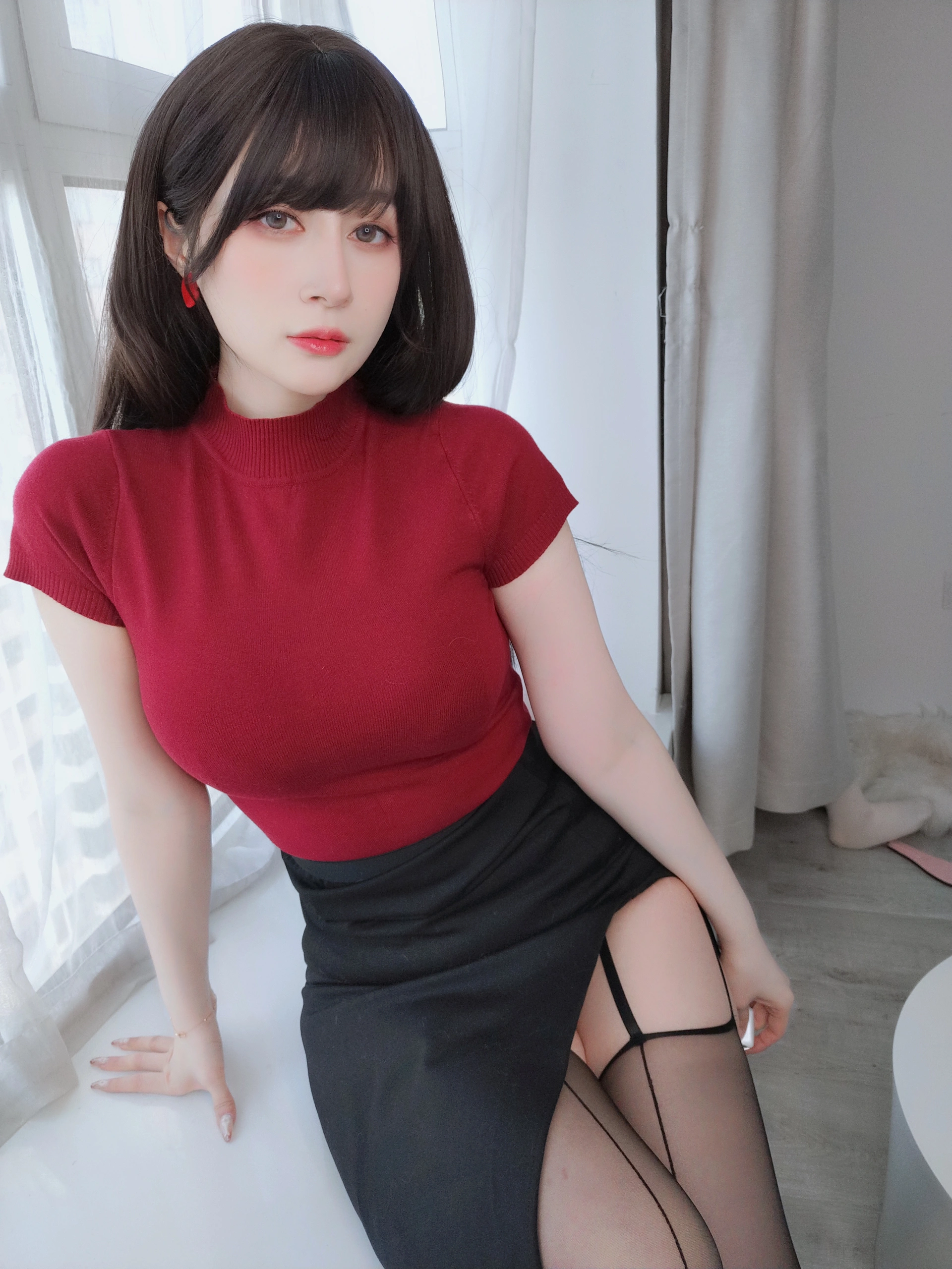 白银81 – NO.145 サスペンダーを履いたお姉さん 1